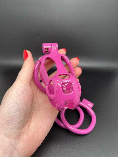 Maxi Cobra Male Chastity Cage With 4 Rings